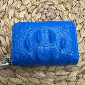 Blue Crocodile Embossed Double Zip Wallet NWOT